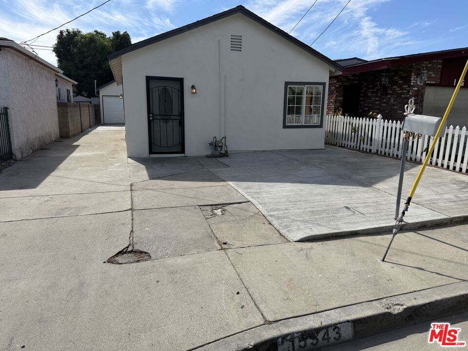 15343 Pimenta Avenue, Paramount, CA 90723 — photo 1