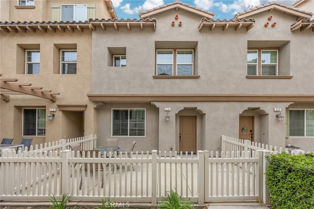 316 N Calvados, Azusa, CA 91702 — photo 1