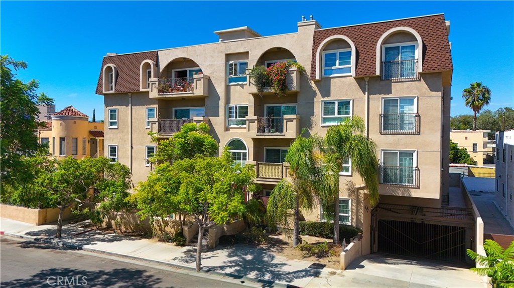 8555 Cashio St APT 101, Los Angeles, CA 90035 — photo 1