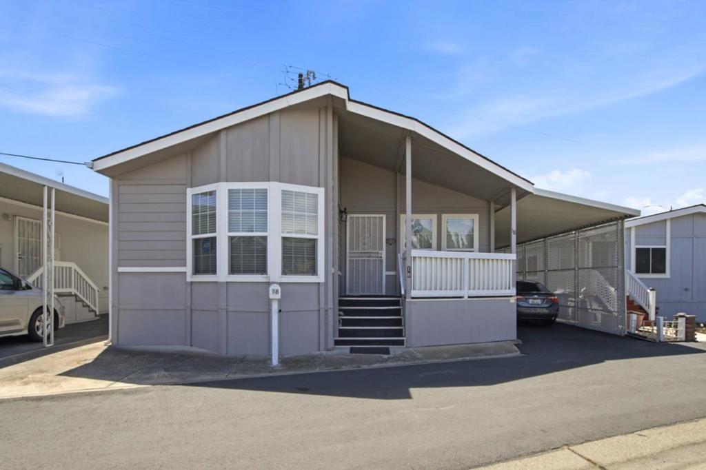 60 Wilson Way 18, Milpitas, CA 95035 — photo 1