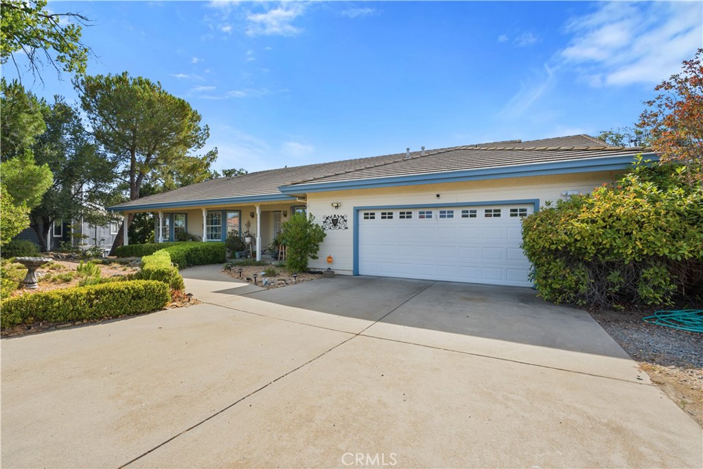 401 Oakridge Court, Valley Springs, CA 95252 — photo 1