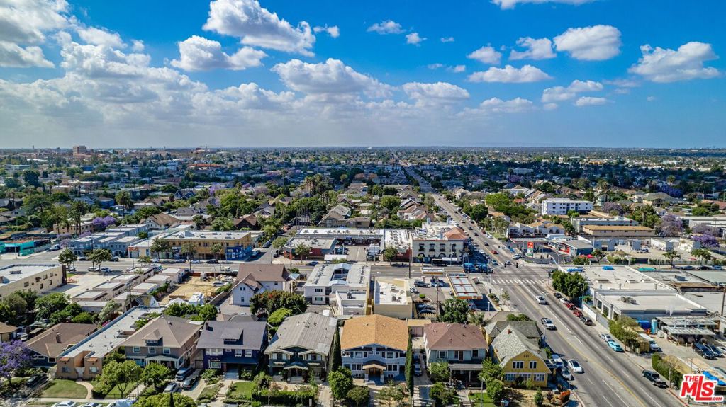 1674 W 25th Street, Los Angeles, CA 90007 — photo 1
