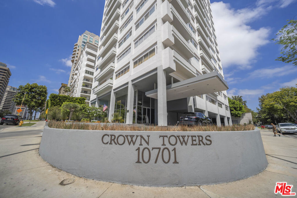 10701 Wilshire Boulevard 2202, Los Angeles, CA 90024 — photo 1