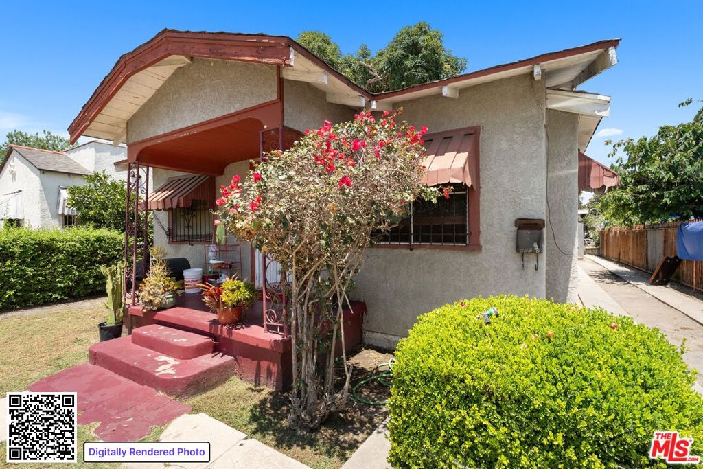 855 E 88th Place, Los Angeles, CA 90002 — photo 1