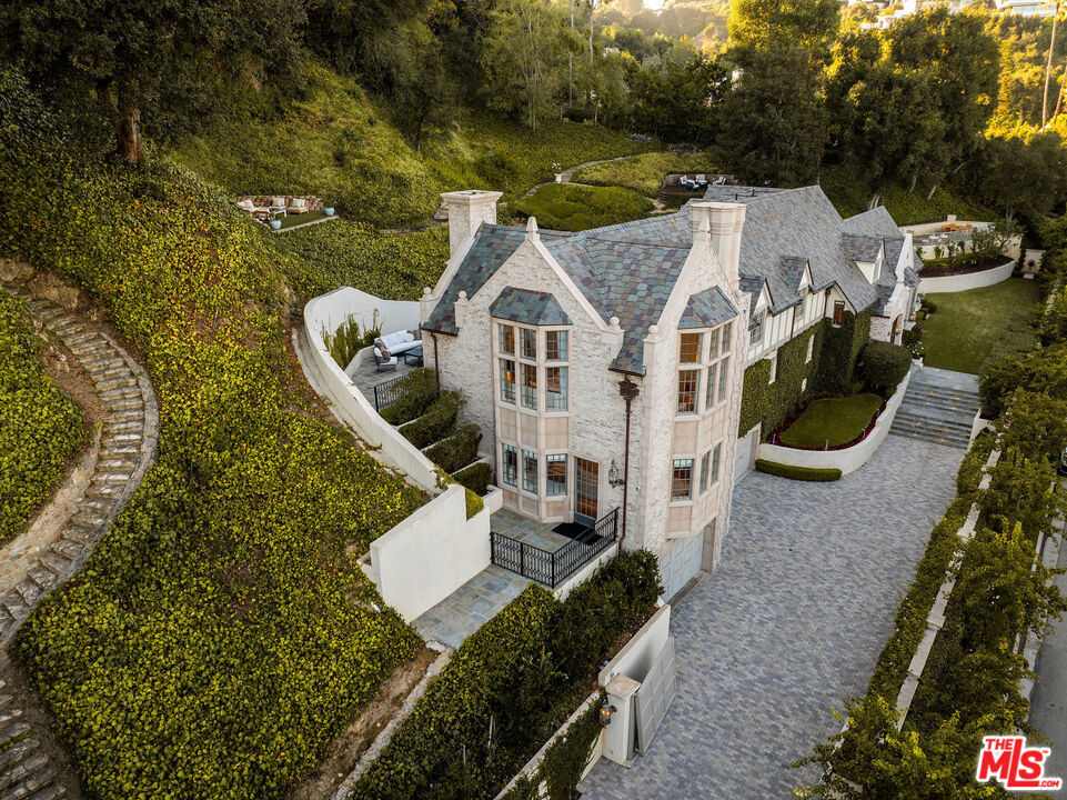 10950 Bellagio Road, Los Angeles, CA 90077 — photo 1