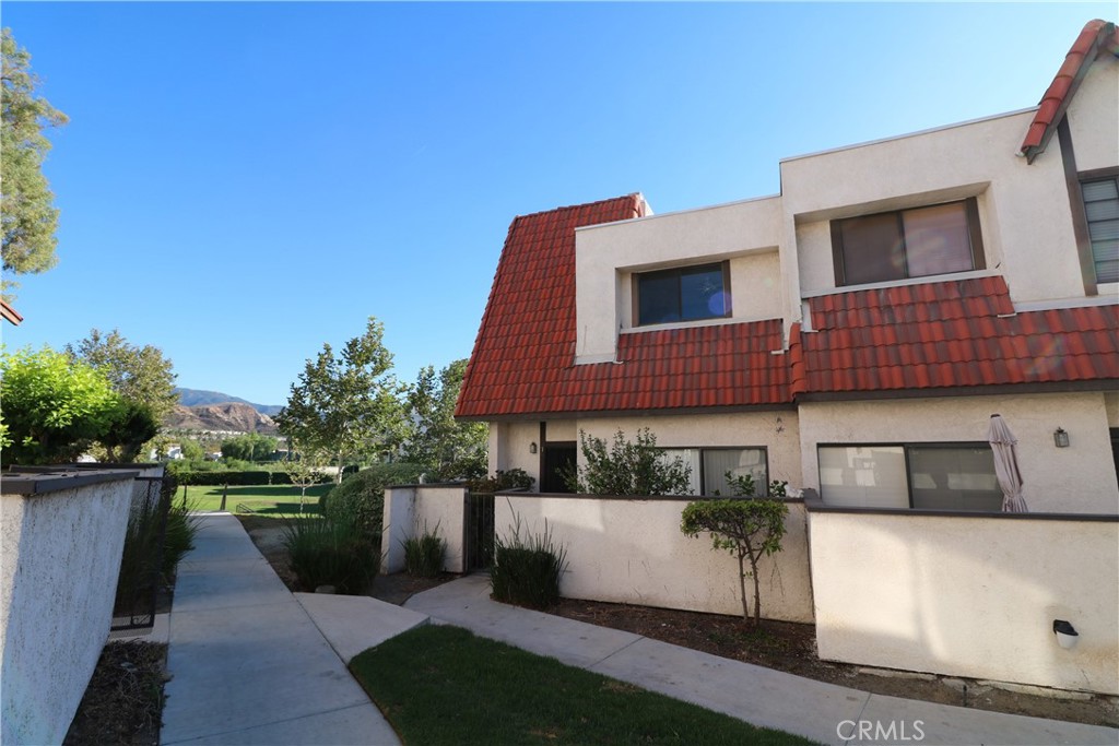 27644 Nugget 1, Canyon Country, CA 91387 — photo 1