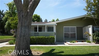 19110 Avenue Of The Oaks D, Newhall, CA 91321 — photo 1