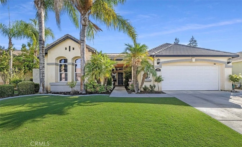 10300 Seneca Falls, Bakersfield, CA 93312 — photo 1
