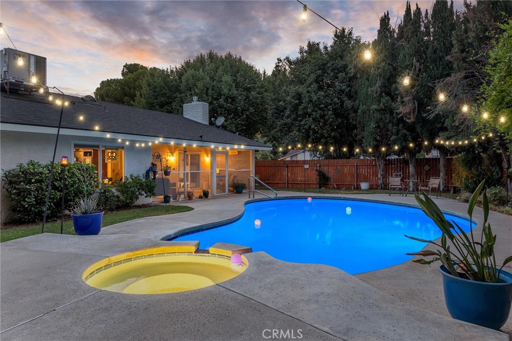 308 Swan Court, Bakersfield, CA 93309 — photo 1