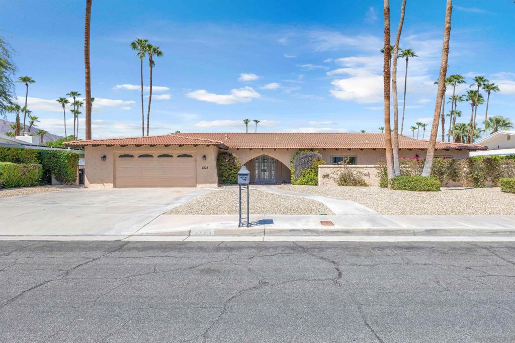 1338 E Via Estrella, Palm Springs, CA 92264 — photo 1
