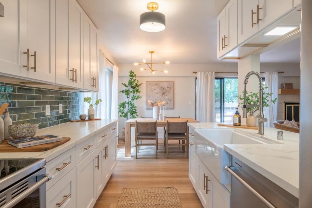 1360 Josselyn Canyon Road 33, Monterey, CA 93940 — photo 1