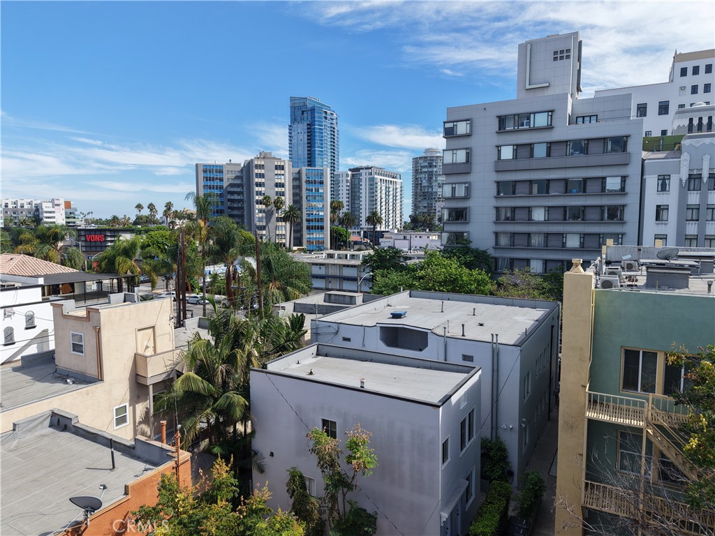 230 Linden Avenue 504, Long Beach, CA 90802 — photo 1