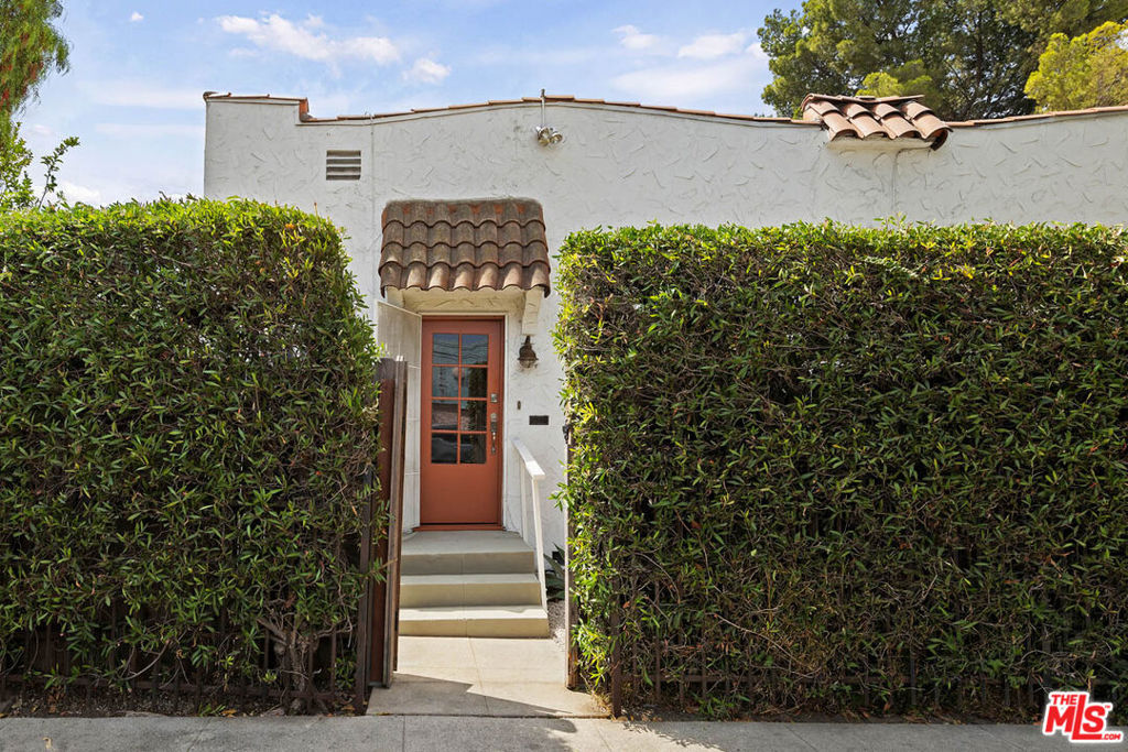9202 National Boulevard, Los Angeles, CA 90034 — photo 1