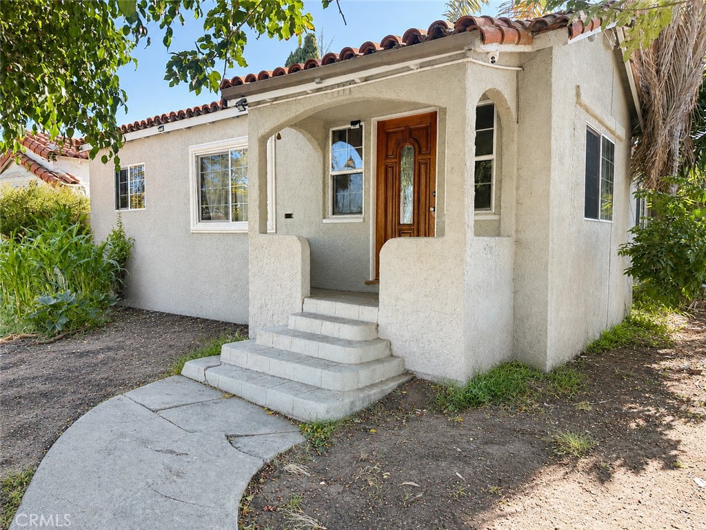 8903 S Denker, Los Angeles, CA 90047 — photo 1