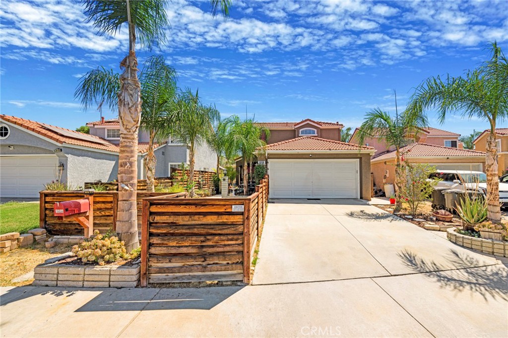 1056 Dahlia Court, Hemet, CA 92545 — photo 1