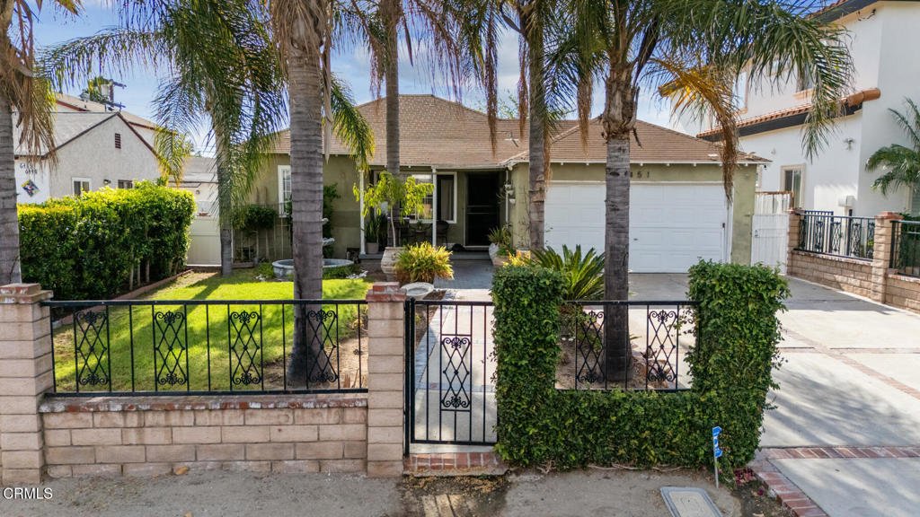 6451 Denny Avenue, North Hollywood, CA 91606 — photo 1