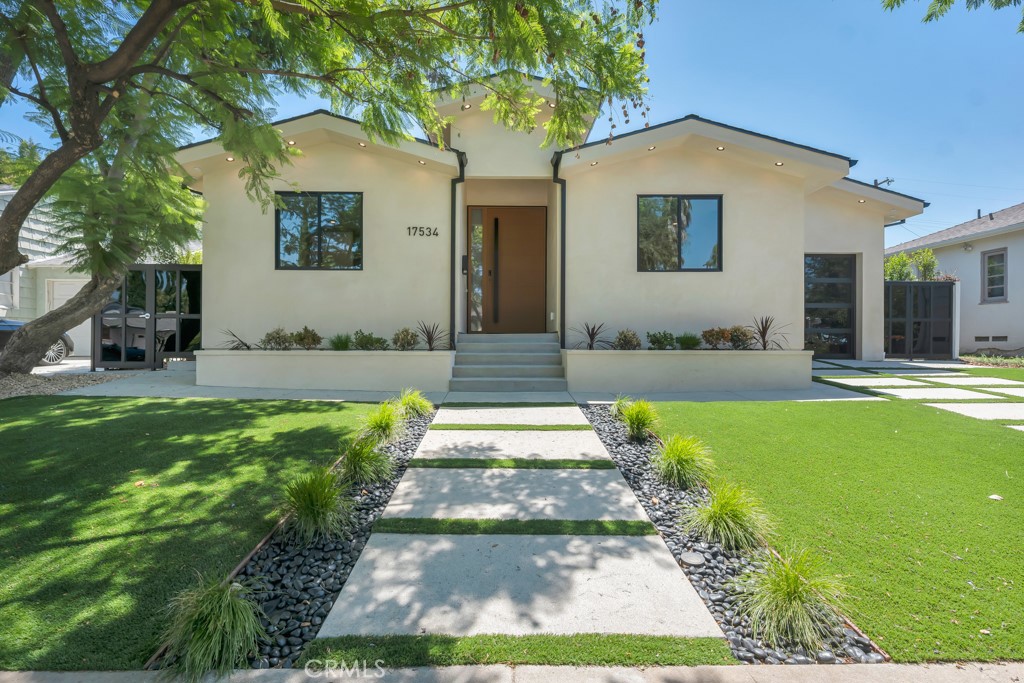 17534 Collins, Encino, CA 91316 — photo 1