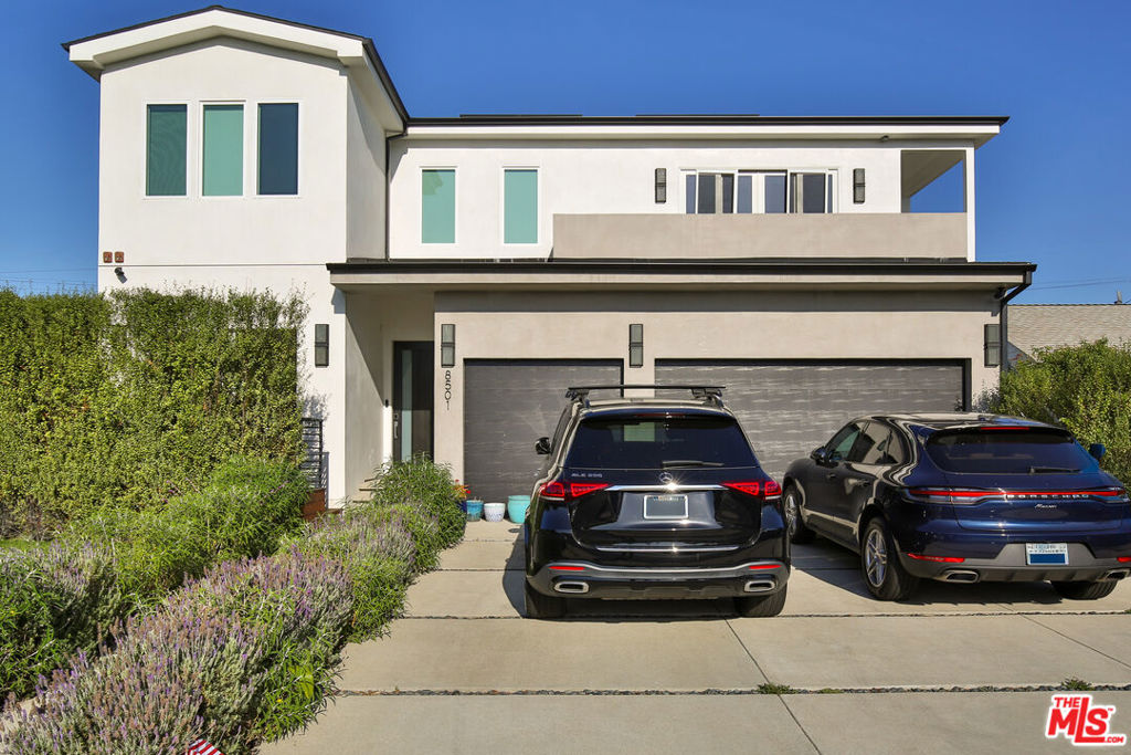 8501 - 8505 Belford Avenue, Los Angeles, CA 90045 — photo 1