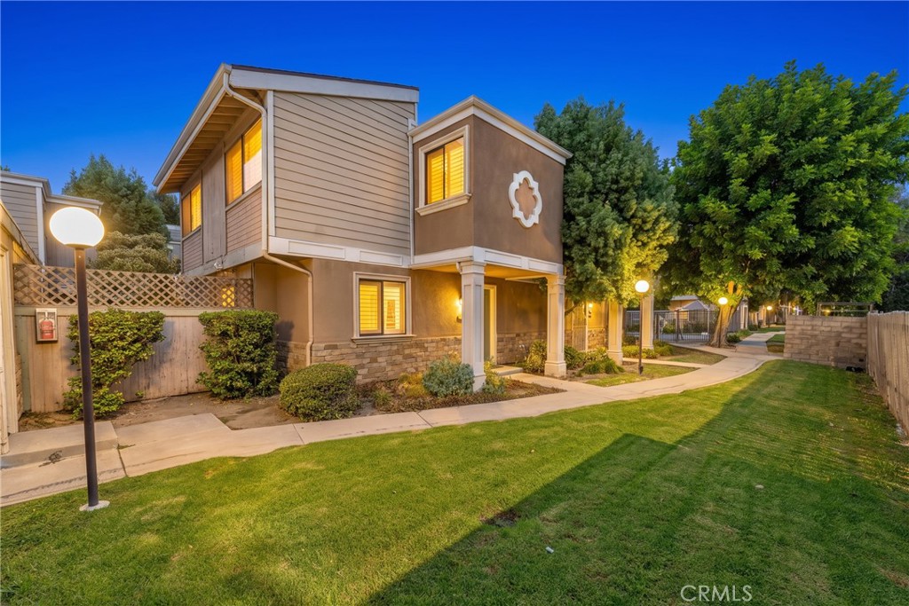 10730 Woodley Avenue 7, Granada Hills, CA 91344 — photo 1