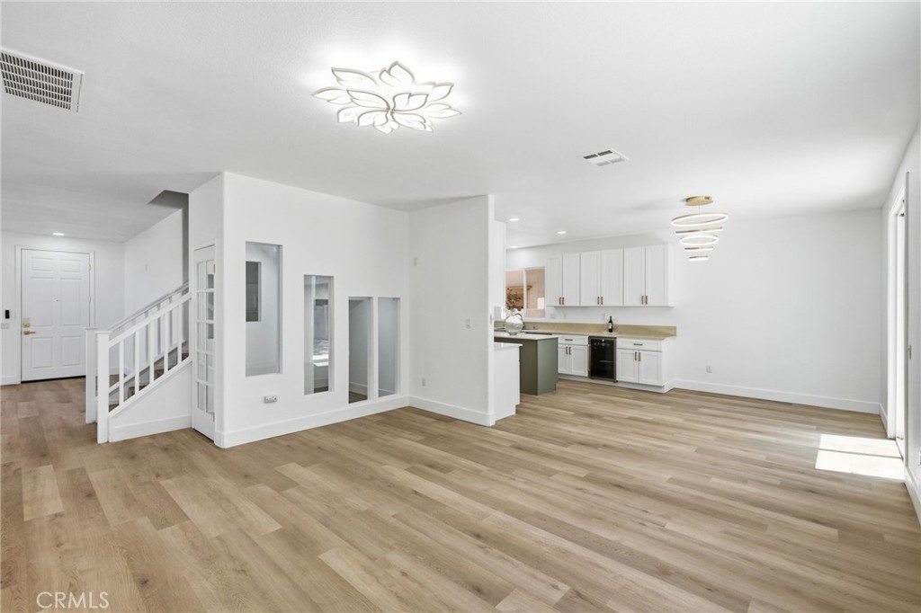 112 Manzanita, Tehachapi, CA 93561 — photo 1