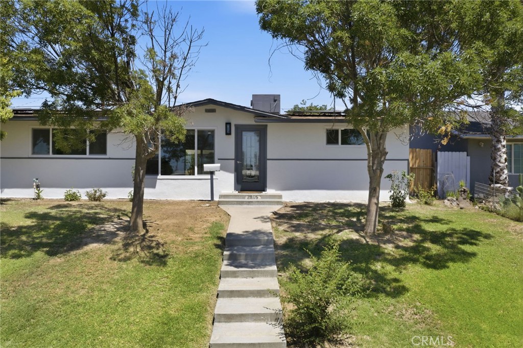 2805 Haley Street, Bakersfield, CA 93305 — photo 1