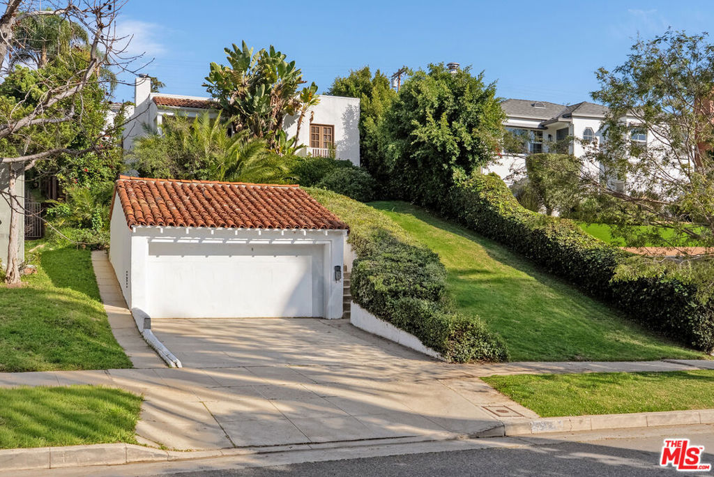 1914 Fairburn Avenue, Los Angeles, CA 90025 — photo 1