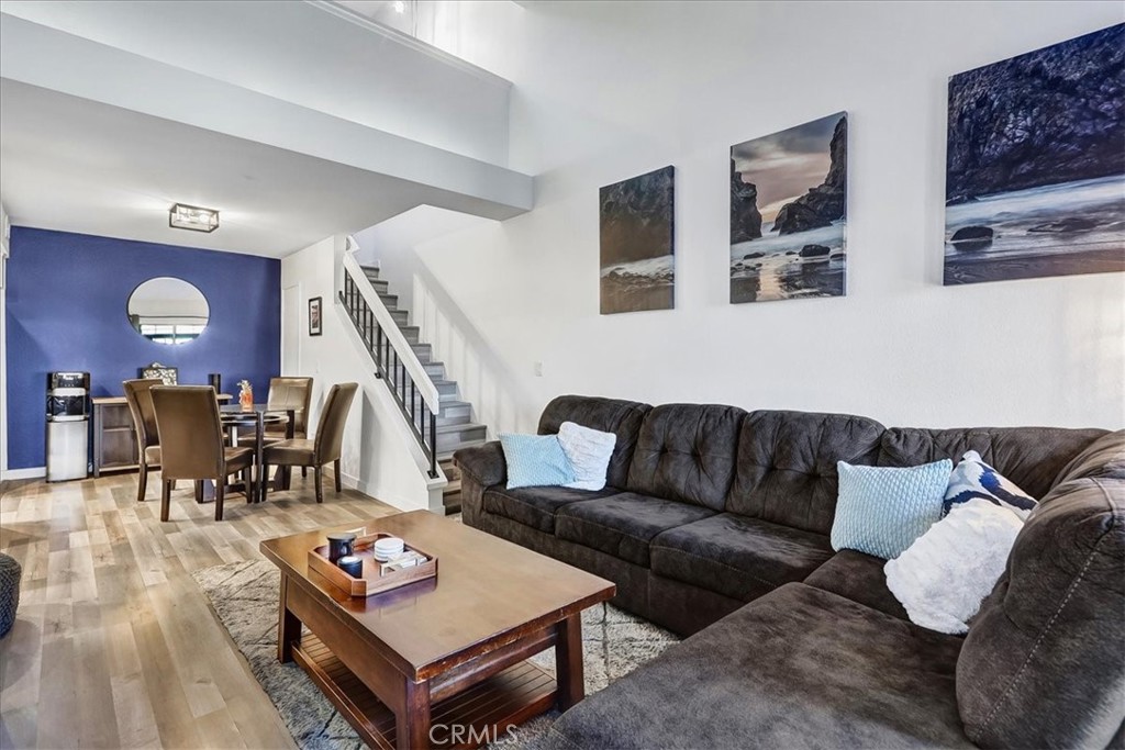 883 W 34th N, Long Beach, CA 90806 — photo 1