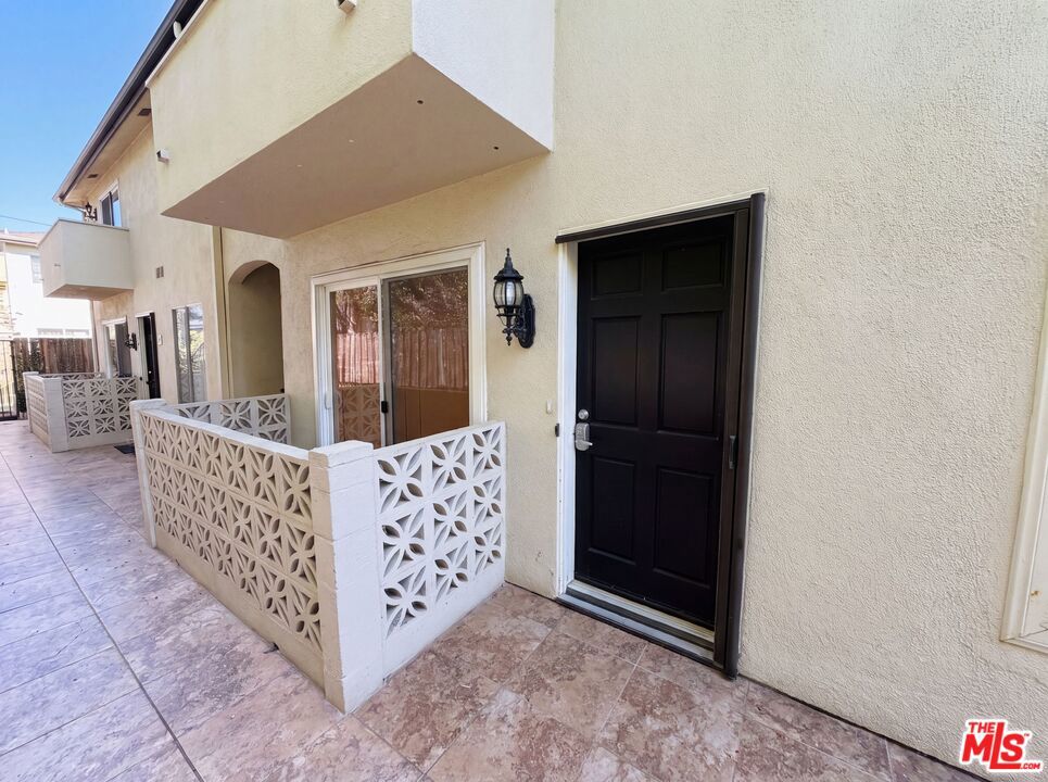 1024 5th Street 3, Santa Monica, CA 90403 — photo 1