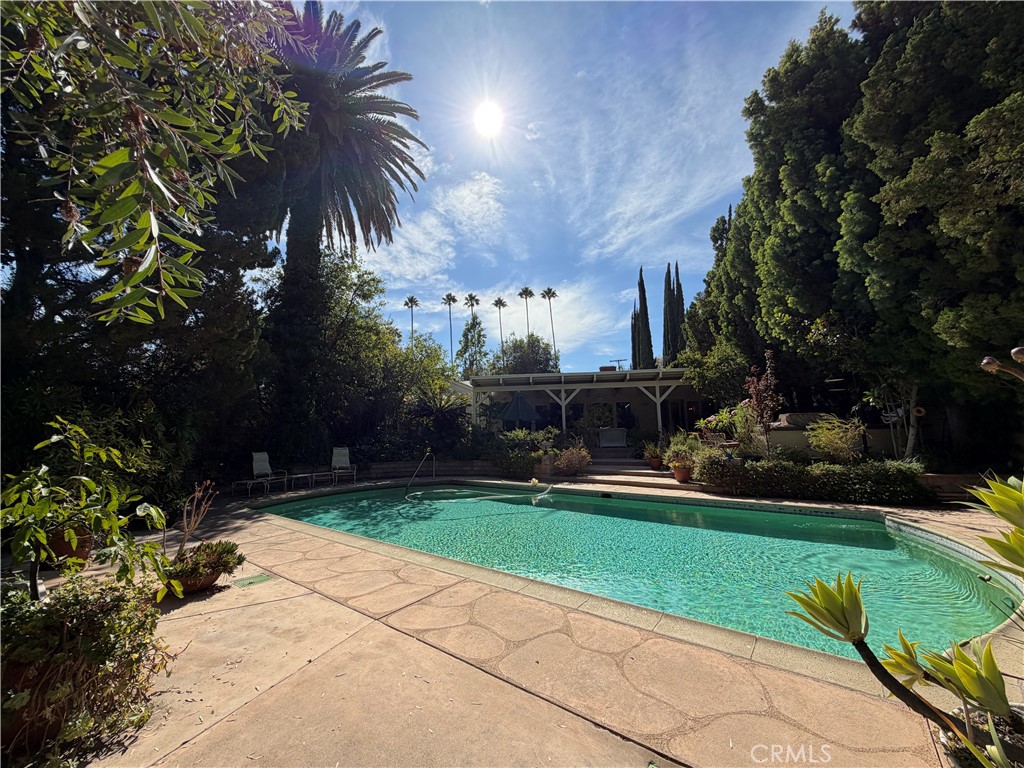 5412 Encino Ave., Encino, CA 91316 — photo 1