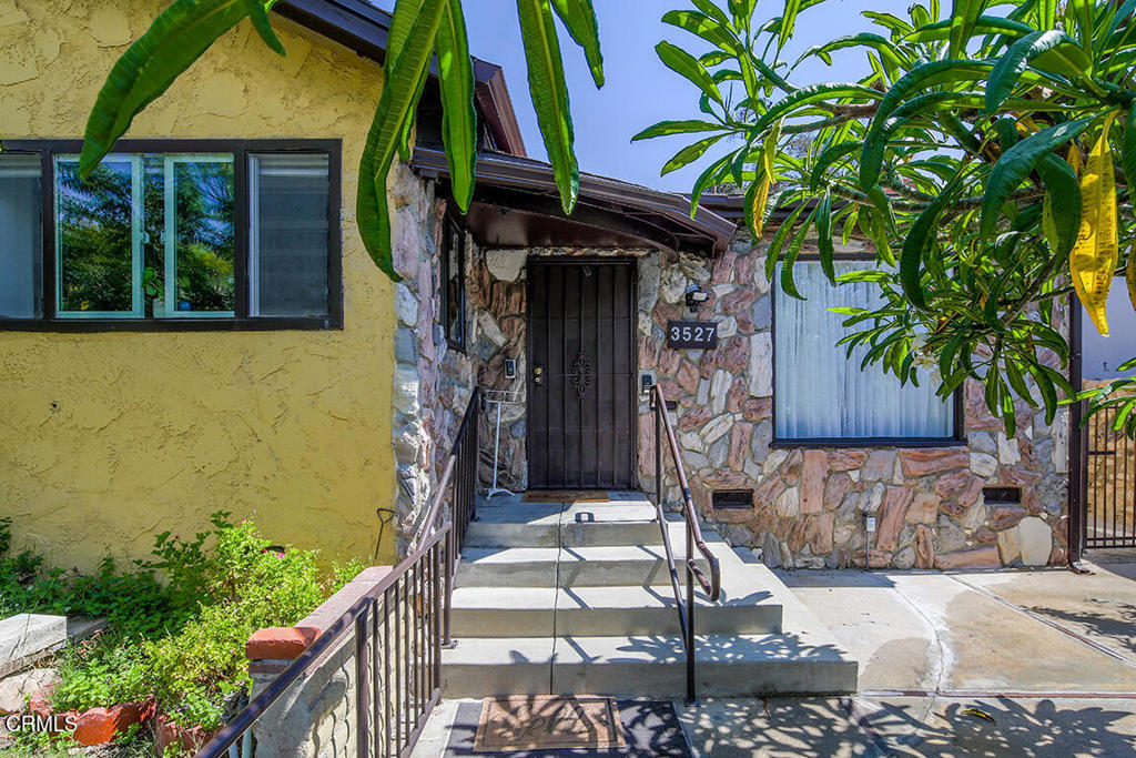 3527 Fairchild Street, Glendale, CA 91214 — photo 1