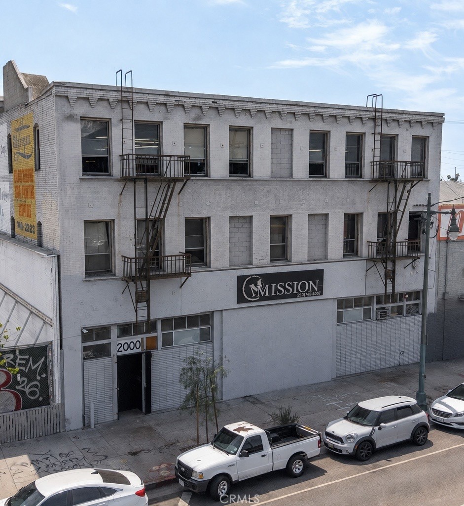 2000 S Main, Los Angeles, CA 90007 — photo 1