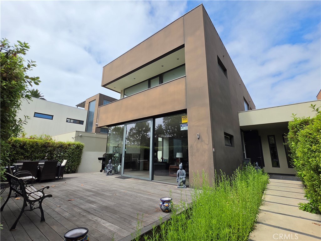 9 Temple, Long Beach, CA 90803 — photo 1