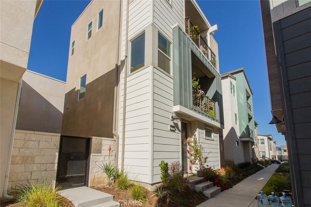 27418 Pioneer Court, Valencia, CA 91381 — photo 1