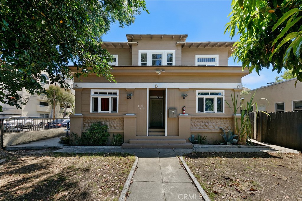 1636 N Stanton, Long Beach, CA 90804 — photo 1