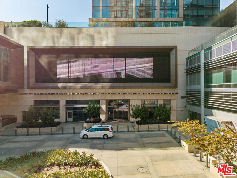 889 Francisco Street 907, Los Angeles, CA 90017 — photo 1