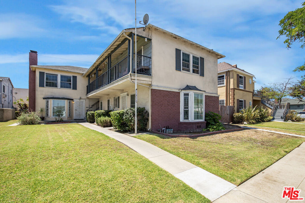 2414 W 85th Street, Inglewood, CA 90305 — photo 1