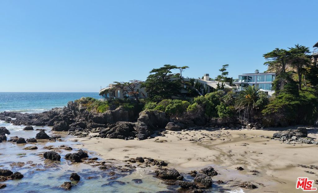 6525 Point Lechuza Drive, Malibu, CA 90265 — photo 1