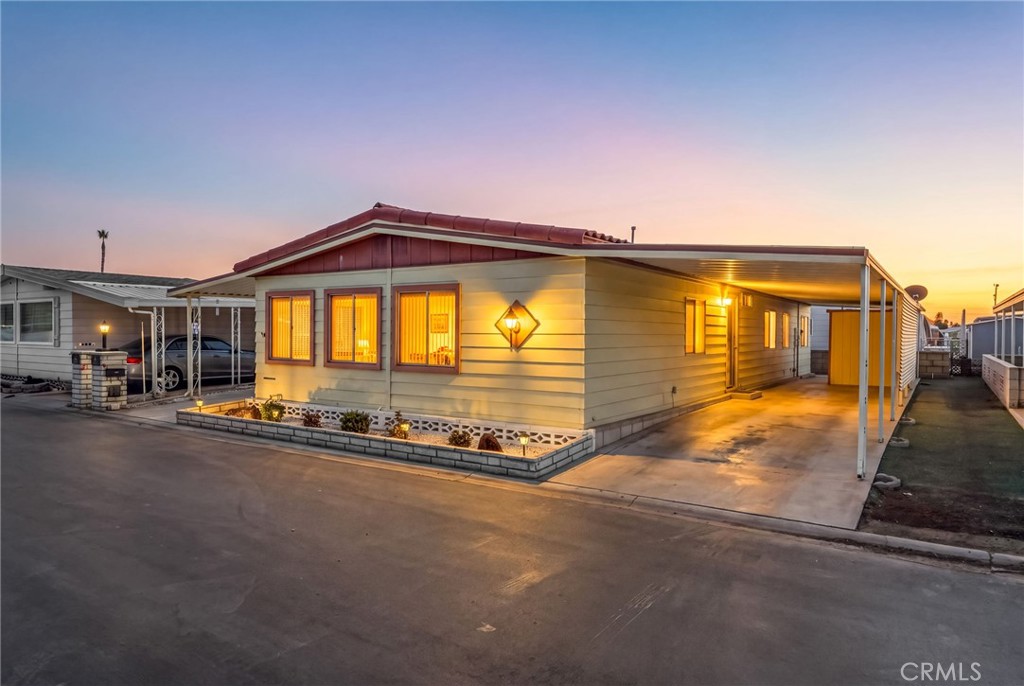 601 N Kirby 291, Hemet, CA 92545 — photo 1
