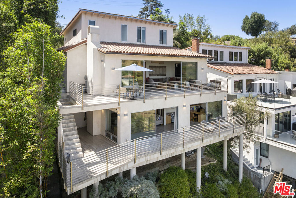 1364 Angelo Drive, Los Angeles, CA 90210 — photo 1
