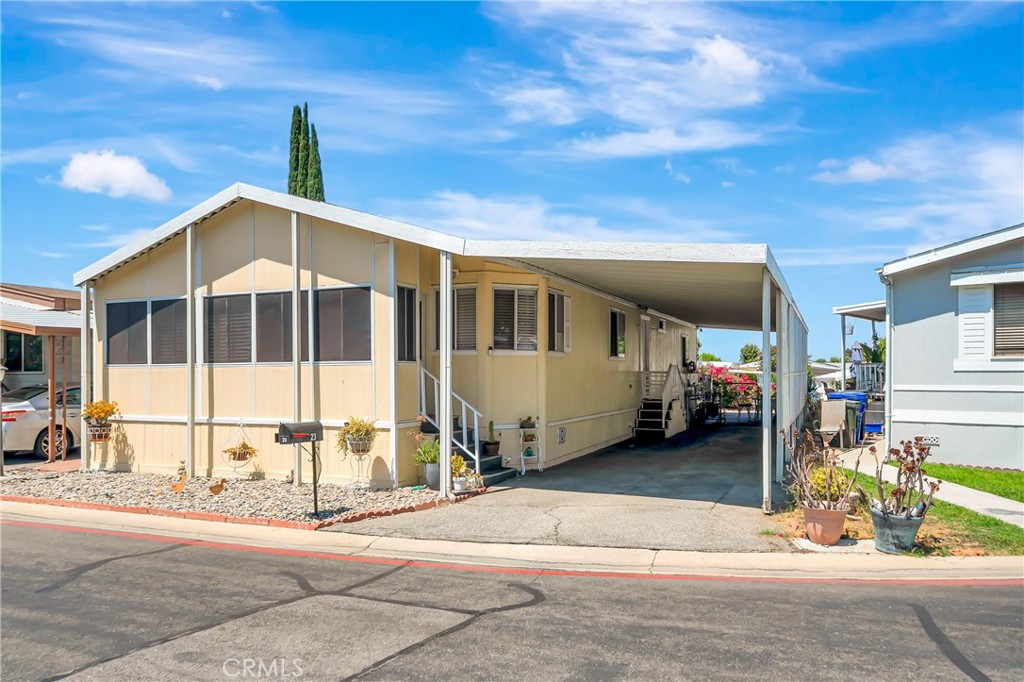 27361 Sierra hwy 23, Canyon Country, CA 91351 — photo 1