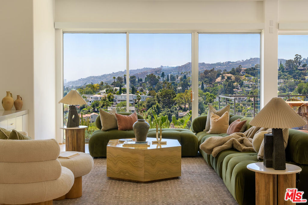 5502 Tuxedo Terrace, Los Angeles, CA 90068 — photo 1