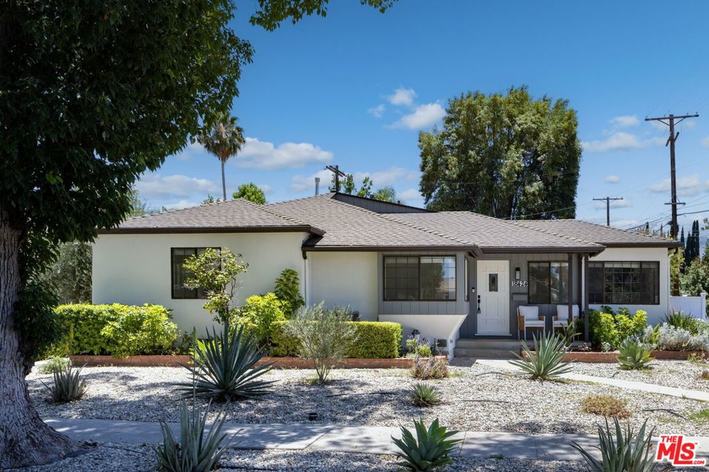 18424 Domino Street, Tarzana, CA 91335 — photo 1