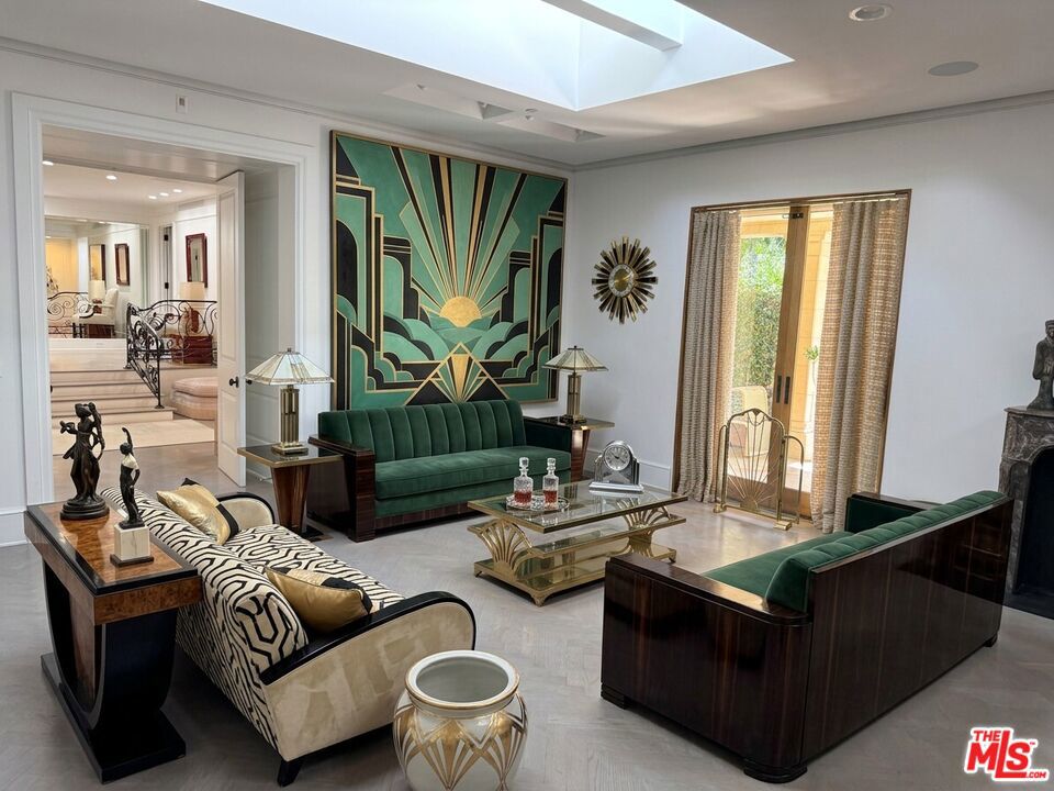 10375 Wilshire Boulevard 1B, Los Angeles, CA 90024 — photo 1