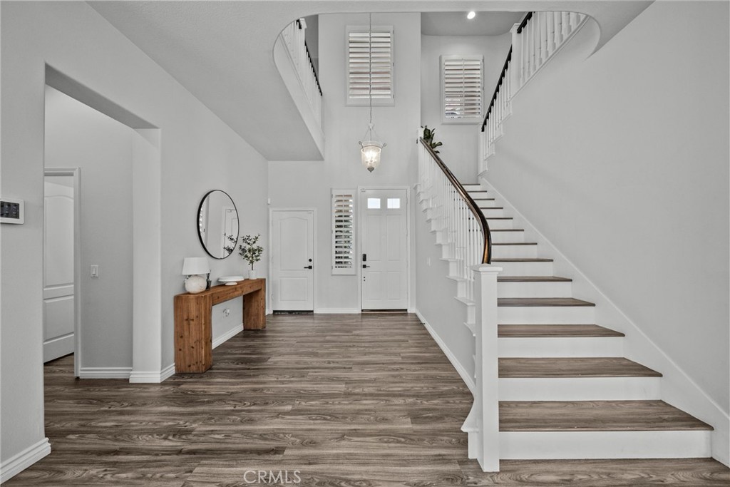 28251 Infinity, Saugus, CA 91390 — photo 1