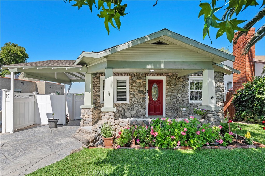 10739 Helendale, Tujunga, CA 91042 — photo 1