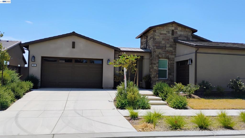965 Beaver Pond Loop, Madera, CA 93636 — photo 1