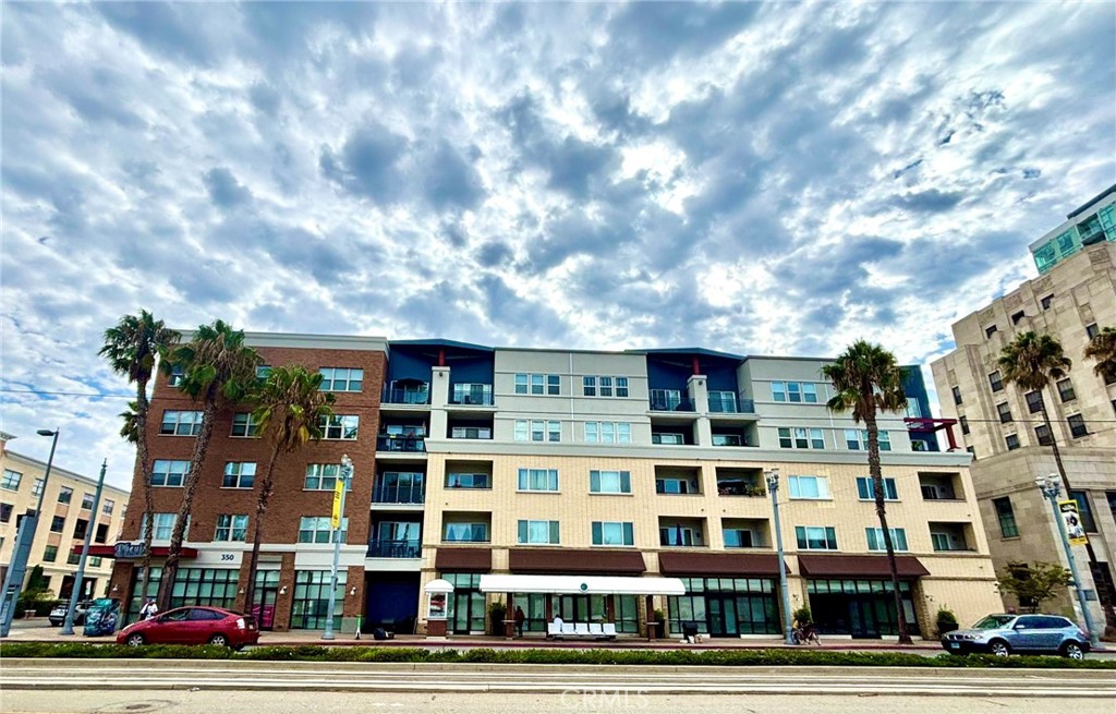 300 E 4th Street 422, Long Beach, CA 90802 — photo 1