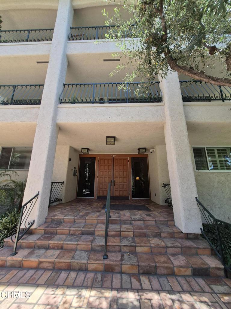 420 S Madison Avenue 204, Pasadena, CA 91101 — photo 1