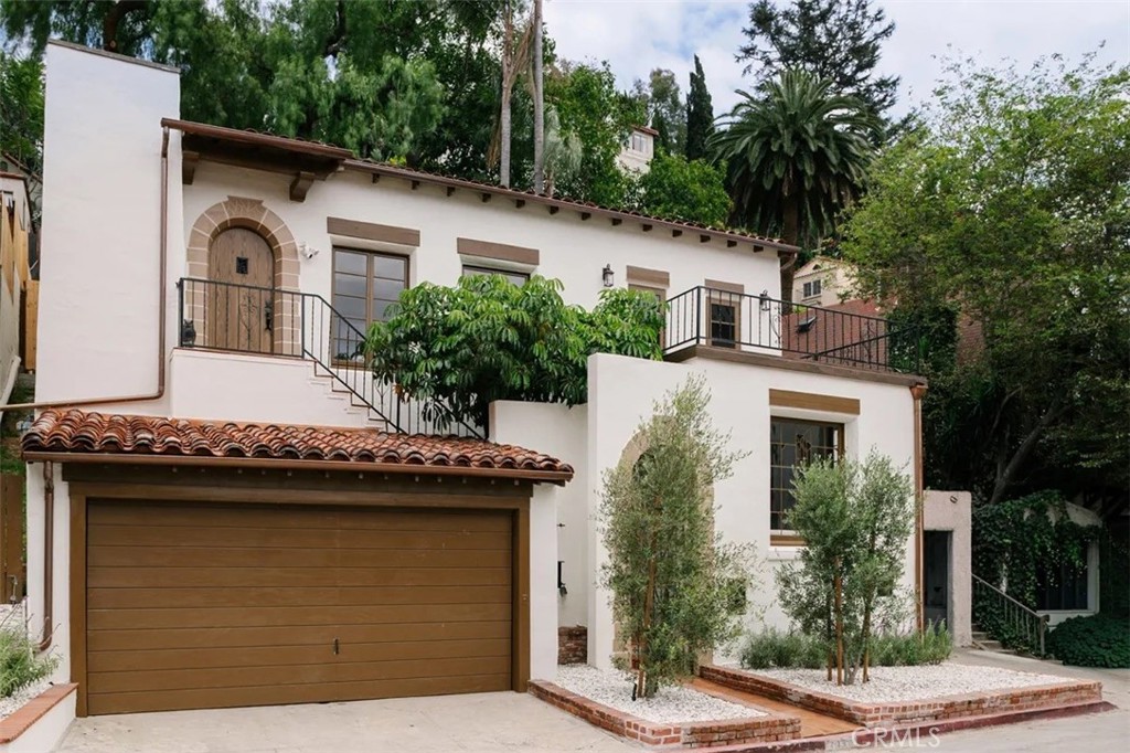 2050 N Las Palmas Avenue, Los Angeles, CA 90068 — photo 1