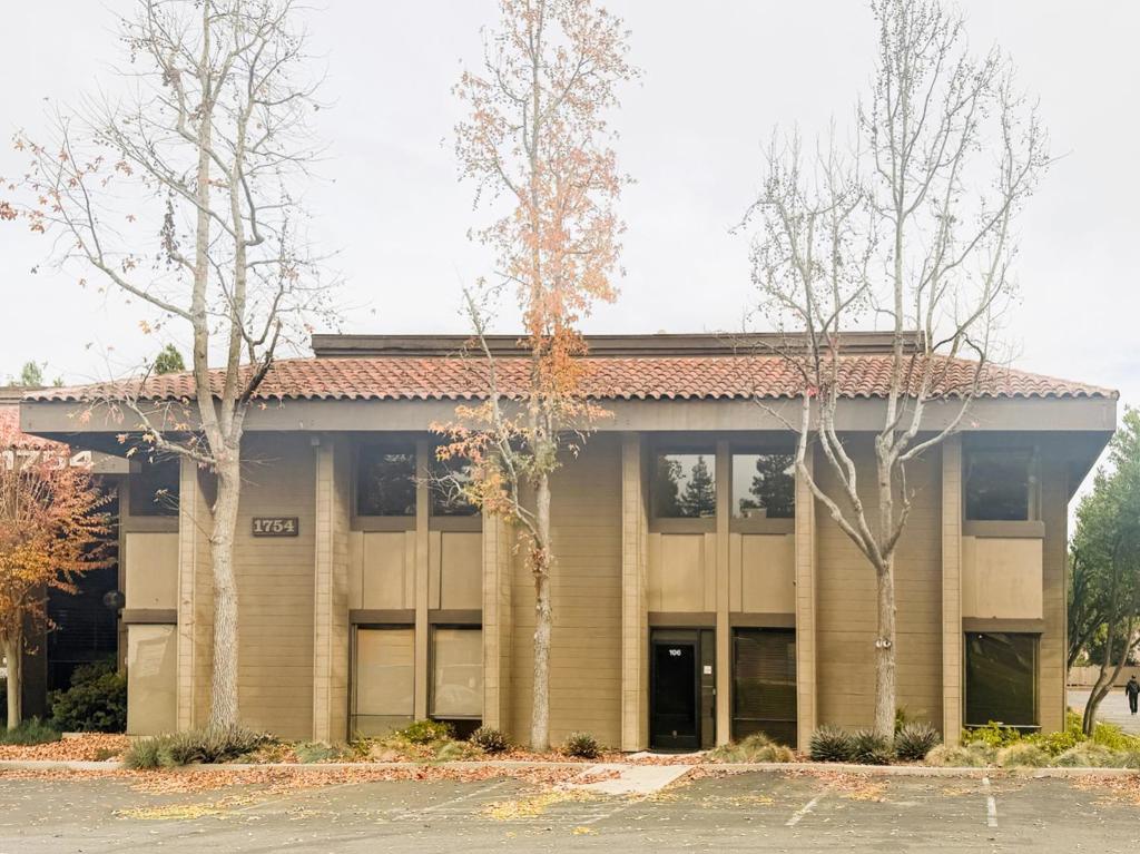 1754 Technology Drive 106, San Jose, CA 95110 — photo 1